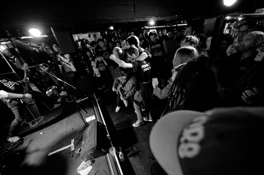 LBPHOTO - Making Friends - Daltons - 07.03.2026 - 168352